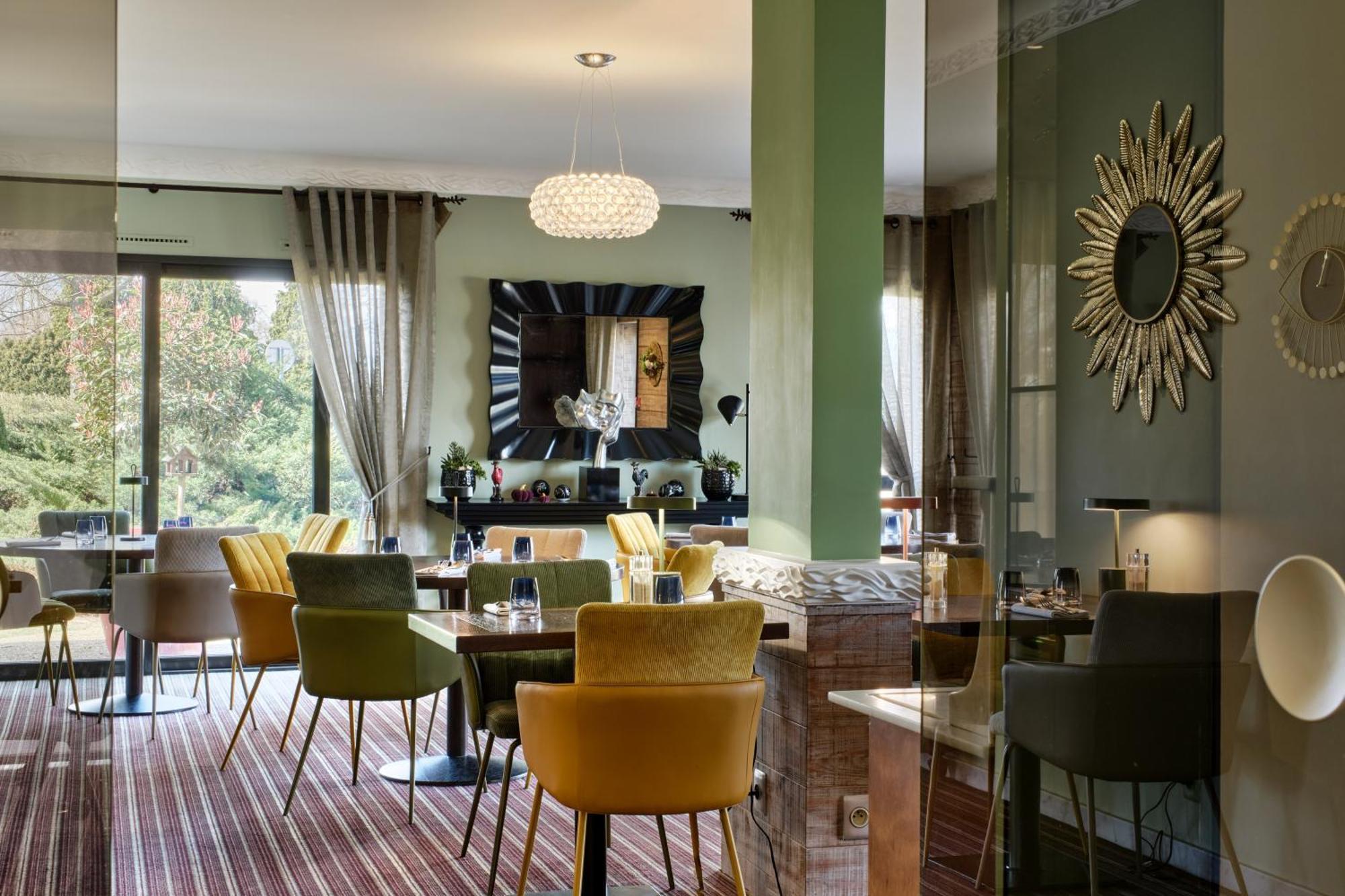 Hotel Restaurant Crystal Erstein Eksteriør billede